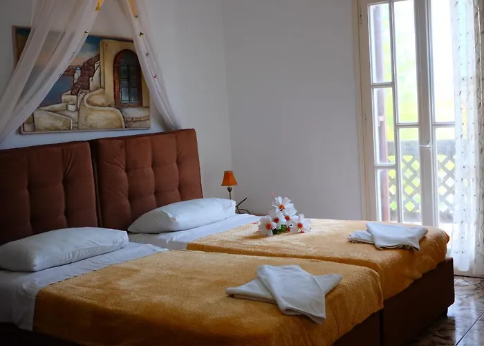 Sweet Heart Kamari (Santorini)