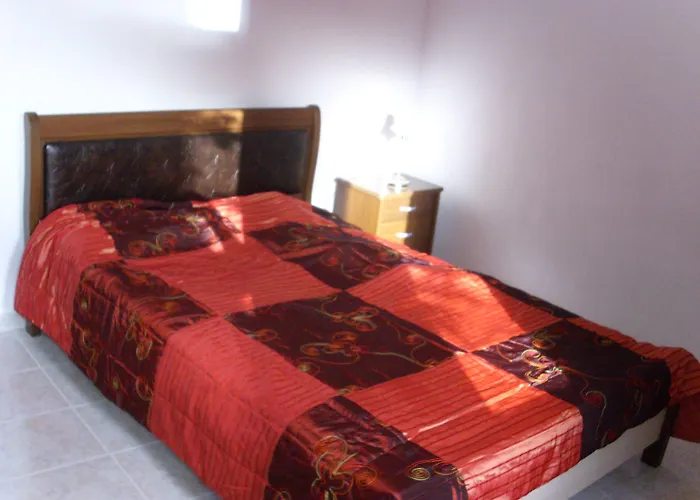 Sweet Heart 3* Kamari (Santorini)