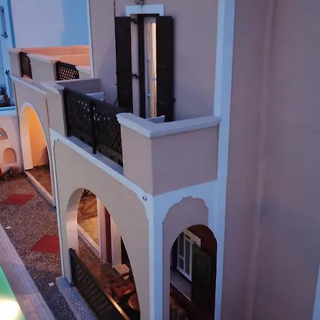 甜心一室公寓酒店 3* Kamári