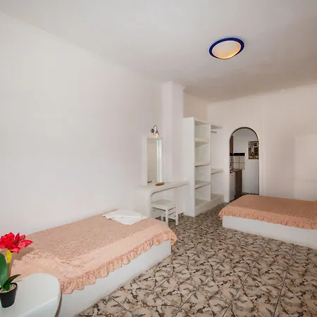 公寓式酒店 甜心一室公寓酒店 3*