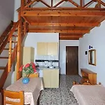 Sweet Heart 4* Kamari (Santorini)